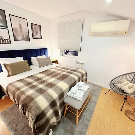 Downtown Premiu In Center Of 3br With Ac *